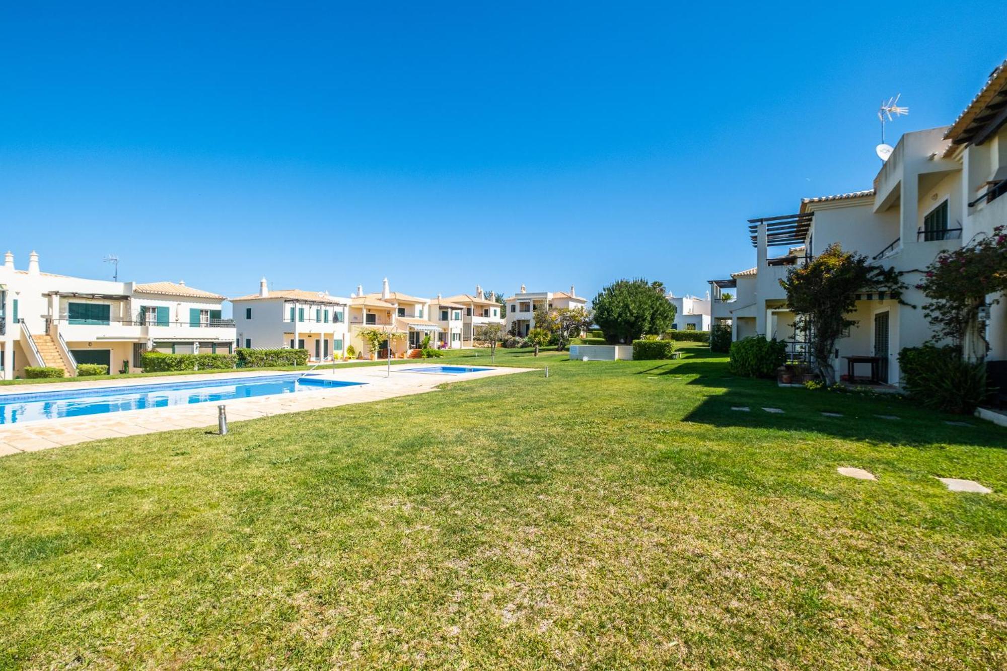 A Vilita Beach Apartment Pêra Екстериор снимка